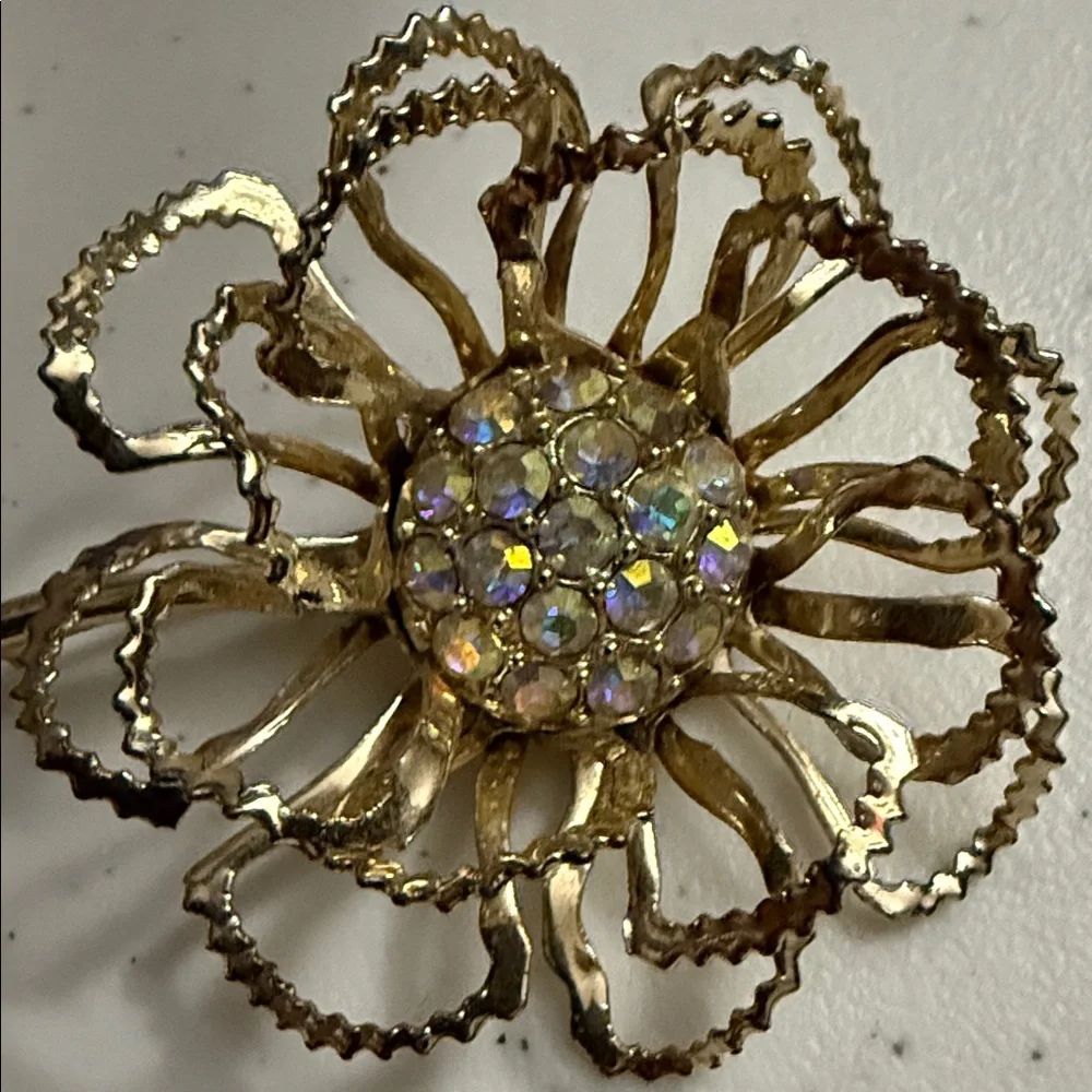 vintage Sarah Coventry "Allusion" flower brooch - Picture 4 of 4